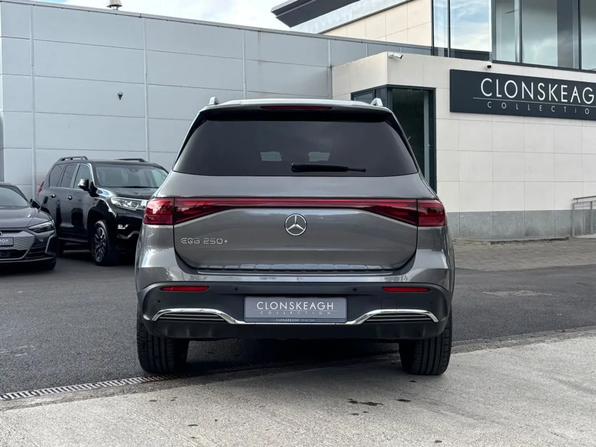 Mercedes-Benz EQB EQB 250PLUS AMG LINE PREMIUM - Image 6