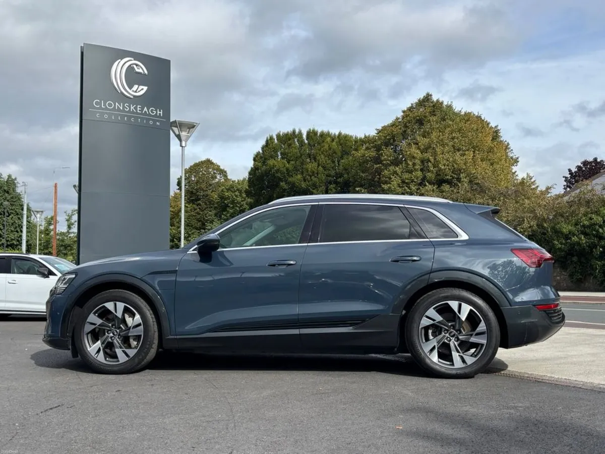 Audi Q8 e-tron QUATTRO SPORT - Image 4