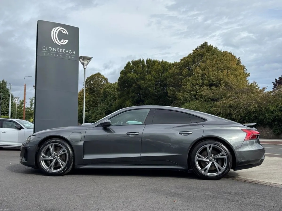 Audi e-tron GT QUATTRO - Image 4