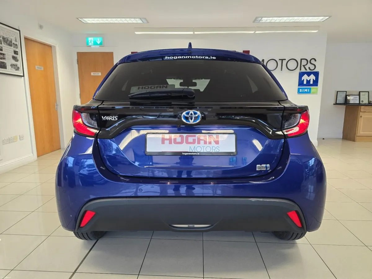 Toyota Yaris Hybrid Edition Automatic 5DR H/B - Image 5