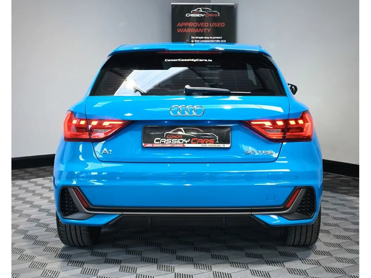 Audi A1 SPORTBACK TFSI S-LINE // TURBO BLUE // MIN - Image 5