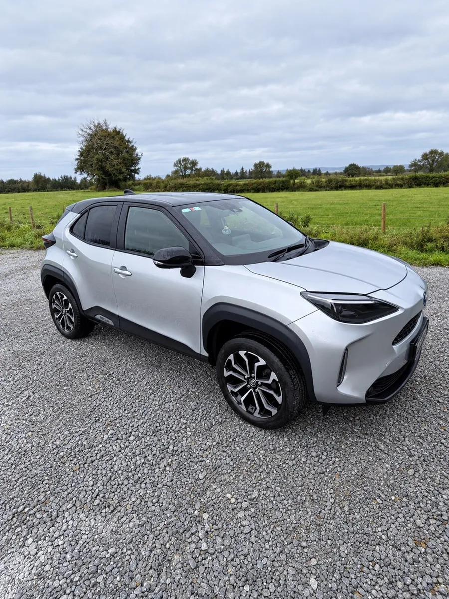 2023 Toyota Yaris Cross Luna Sport Hybrid - Image 1