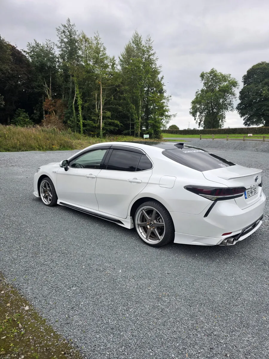 Toyota camry 2.5 petrol hybrid ( new 2 year NCT ) - Image 4