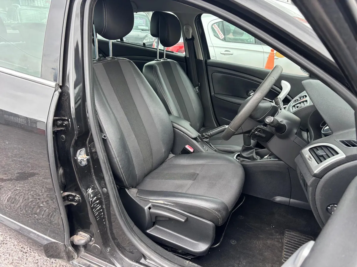 Renault Fluence 1.5 DIESEL  TOM TOM - Image 4