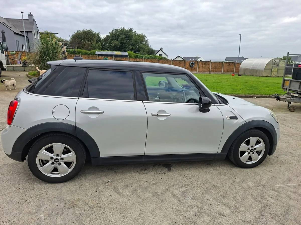 Mini Cooper 2017 - Image 4