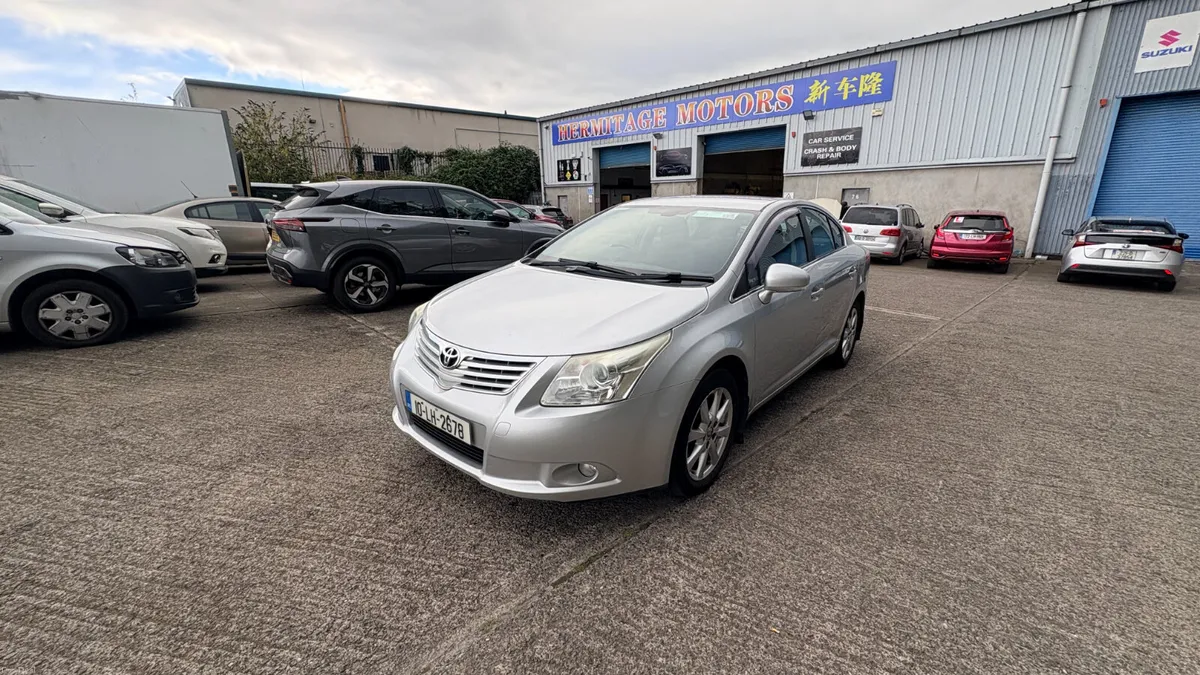 Toyota Avensis 2010 - Image 3