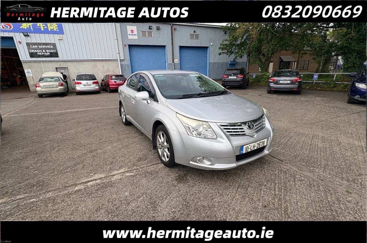 Toyota Avensis 2010 - Image 1