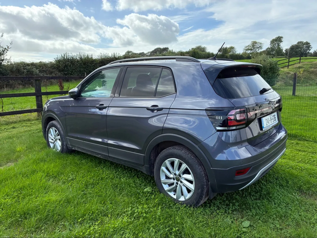 Volkswagen T-Cross 2024 - Image 3