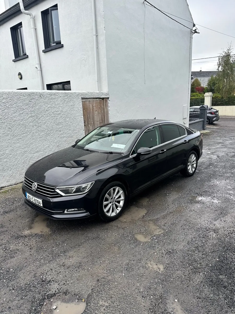 Volkswagen Passat 2016 - Image 1