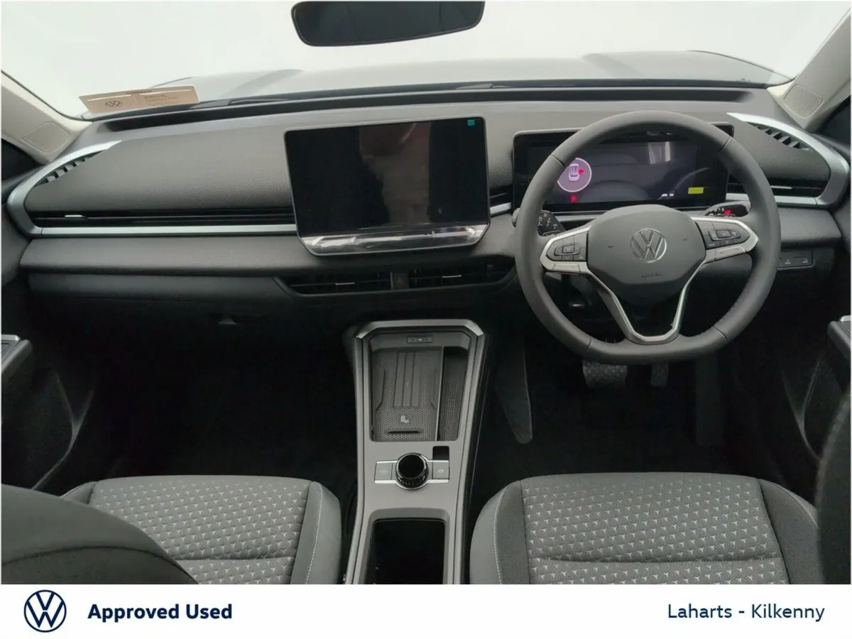 Volkswagen T-Roc LIFE+ 1.5TSI 116HP MHEV *REAR CAM - Image 2
