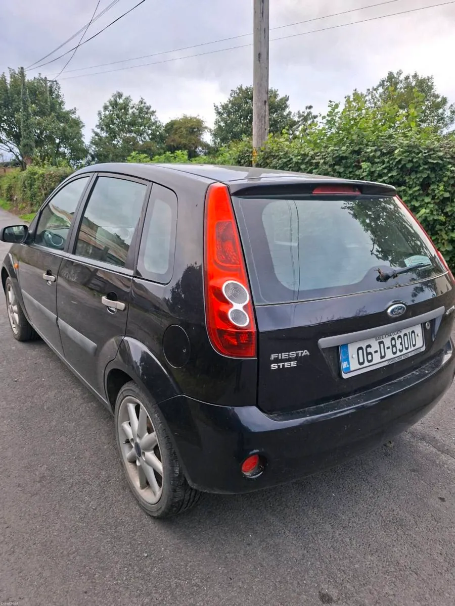 FORD FIESTA 2006 - Image 4