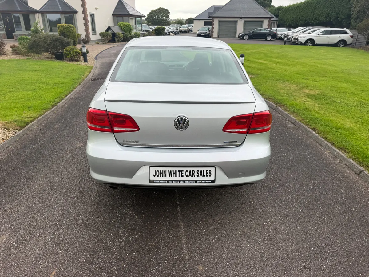 Volkswagen Passat 2013 - Image 5