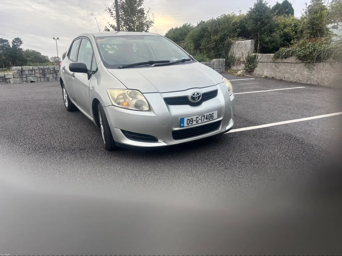 Toyota Auris 2009 nct 12/27 petrol - Image 5