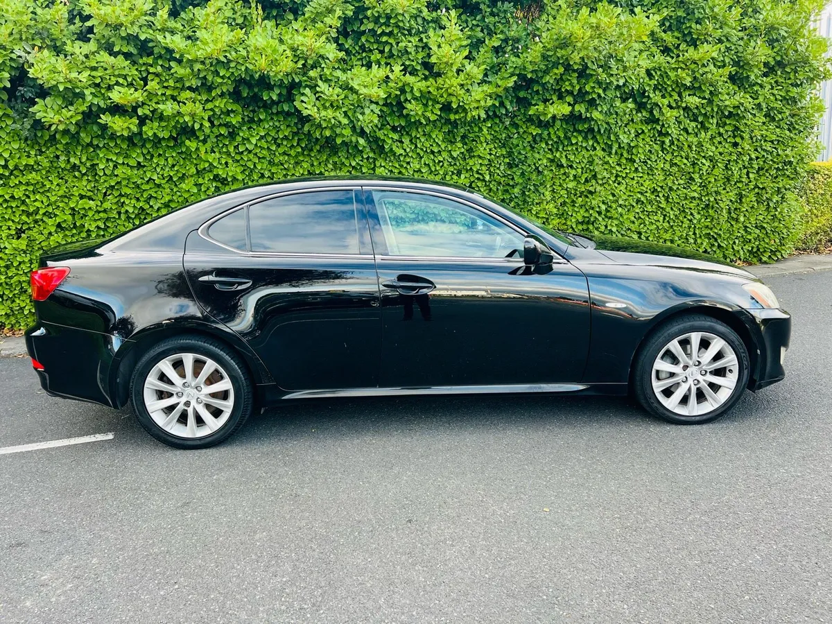 2008 Lexus is220d executive - Image 2