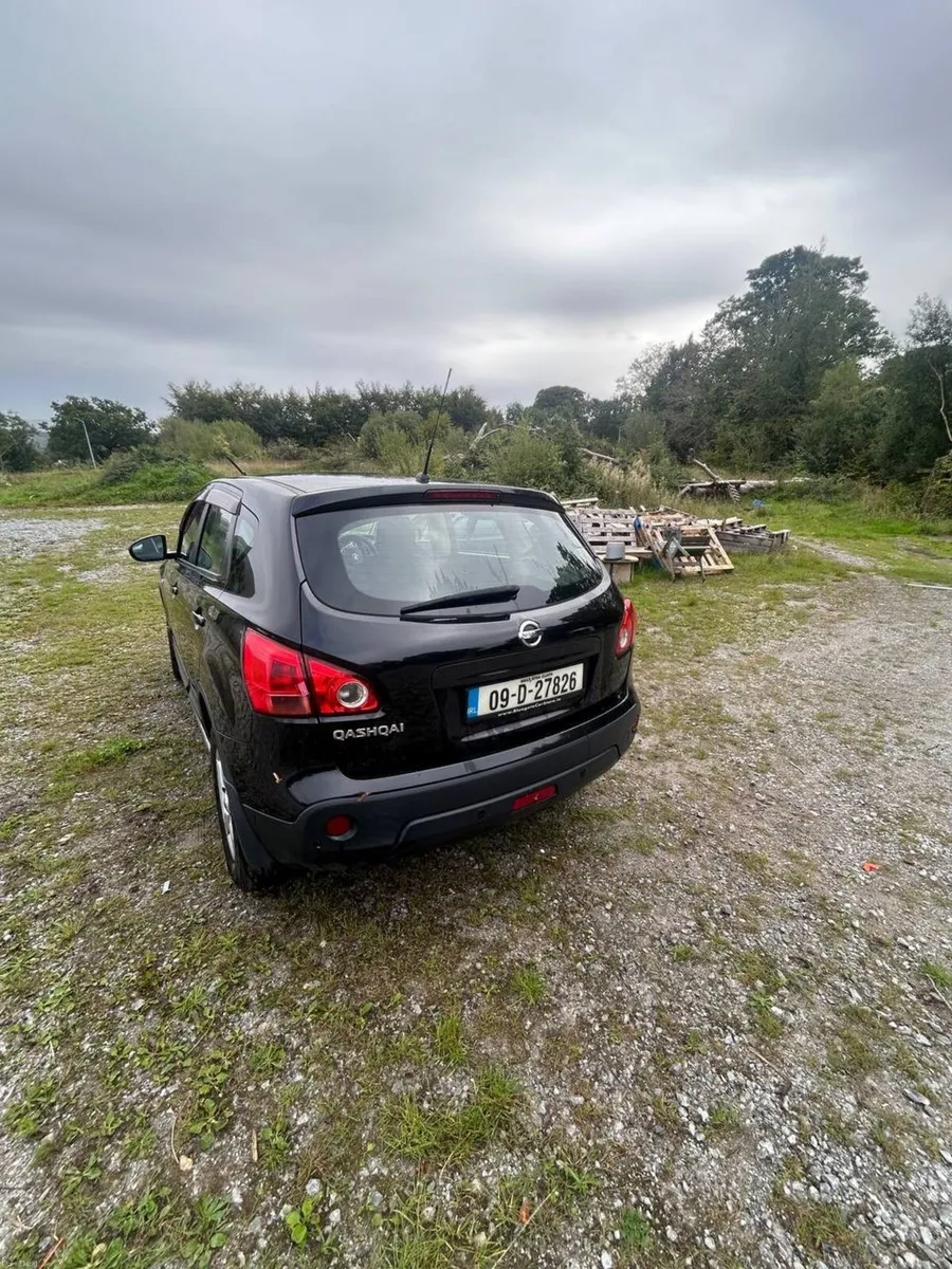 Nissan Qashqai 2009 - Image 3