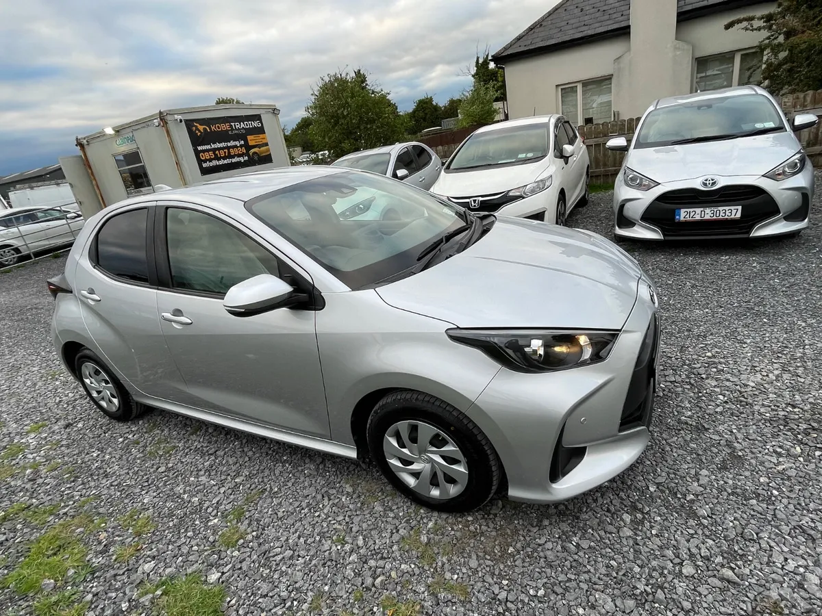 Toyota Yaris 2021 Hybrid Automatic - Image 3