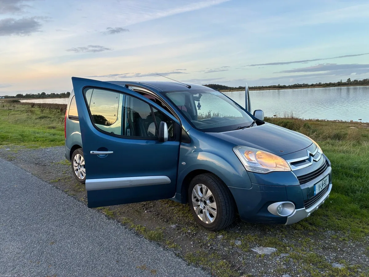 Citron Berlingo wheelchair accessible - Image 1