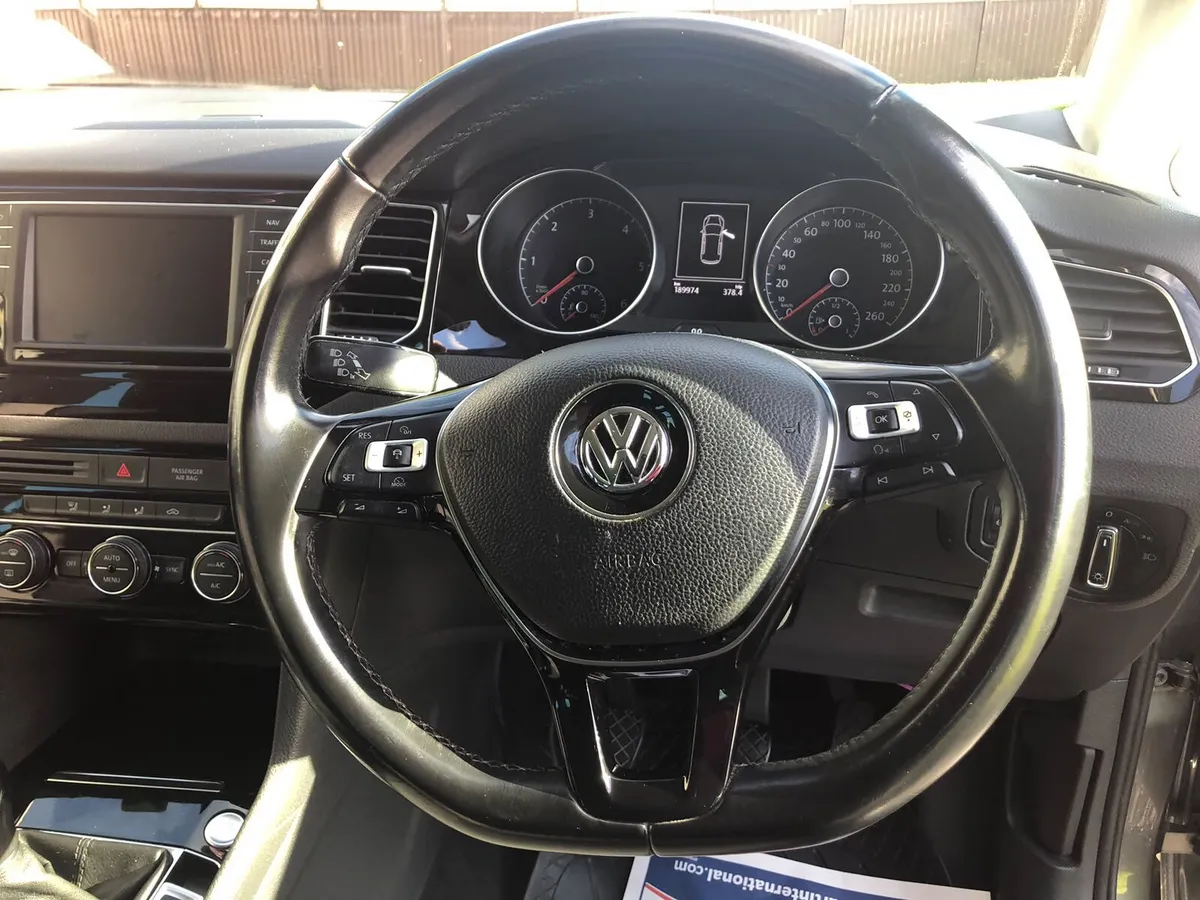 car - Image 2