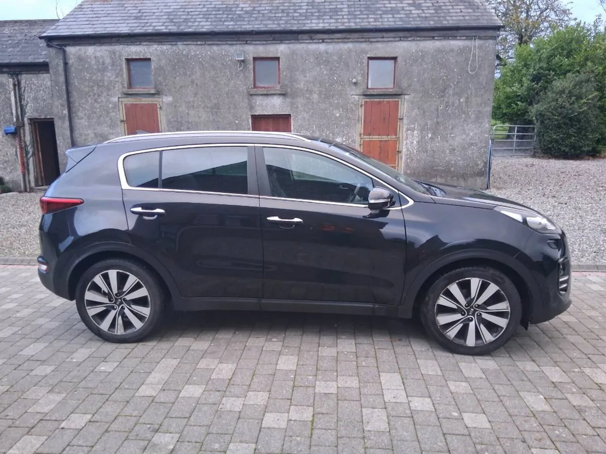Kia sportage 1.7 CRDi ISG 4 5dr diesel estate - Image 2
