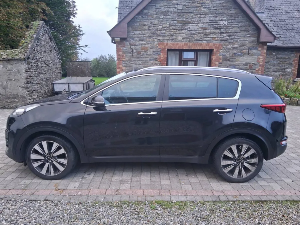 Kia sportage 1.7 CRDi ISG 4 5dr diesel estate - Image 4