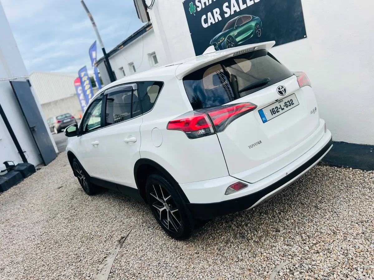 2016 Toyota RAV4 2.0 D4D LUNA SPORT - Image 3