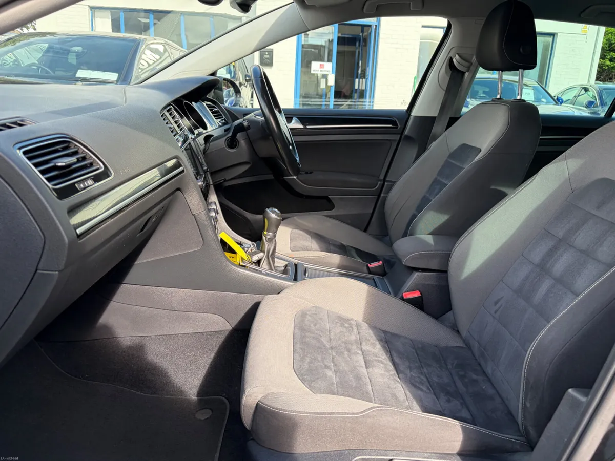2016 Volkswagen Golf 1.2 TSI Highline 110HP - Image 4
