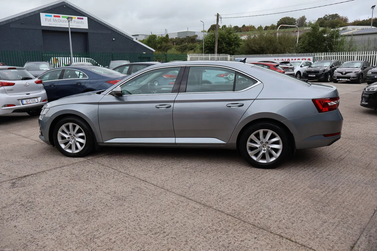 Skoda Superb 75000Km 1 Owner New Timing Belt & NCT - Image 6
