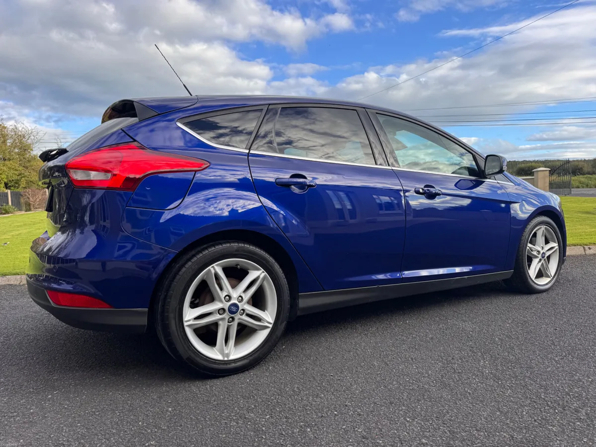 2017 Ford Focus Titanium - Image 2