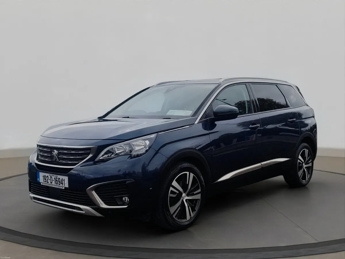Peugeot 5008 hdi 7 seat allure - Image 1