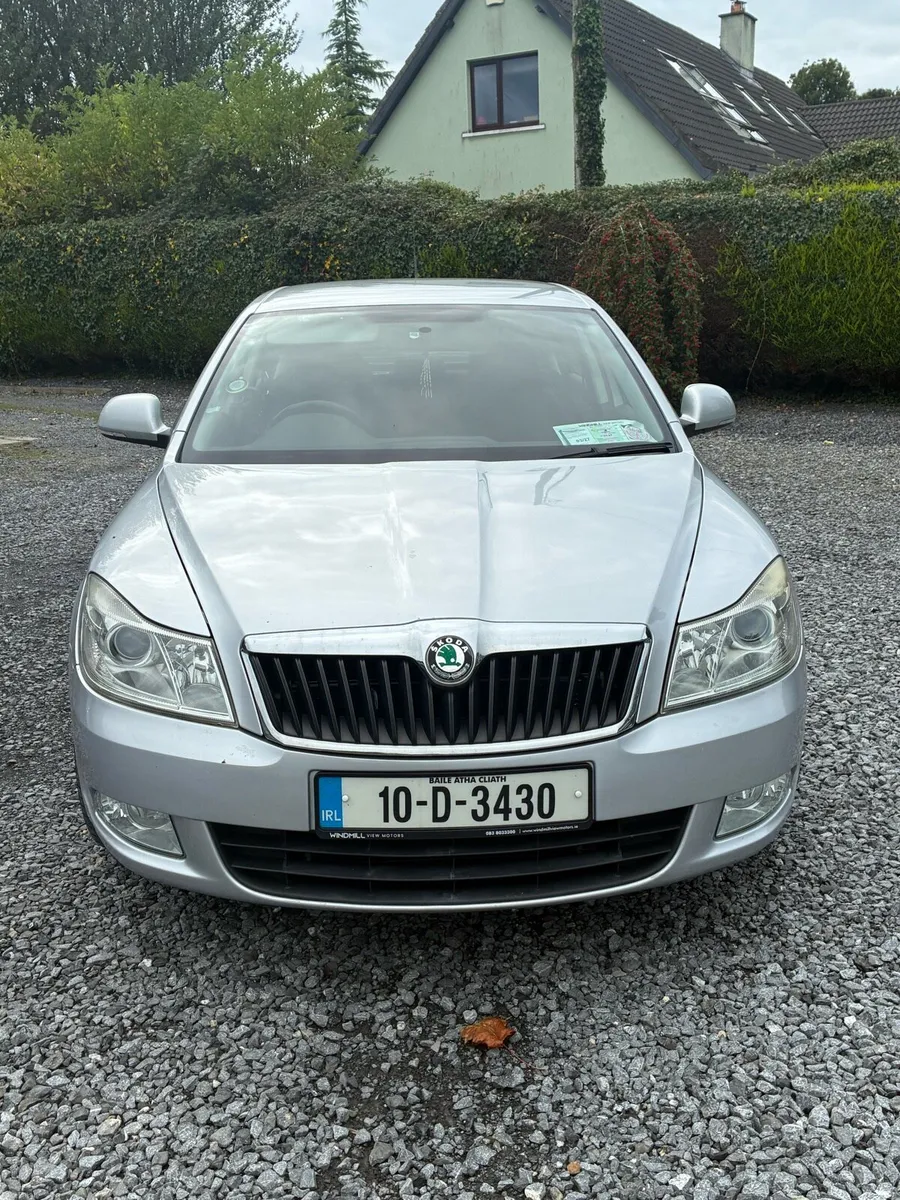2010 Skoda Octavia - Image 2