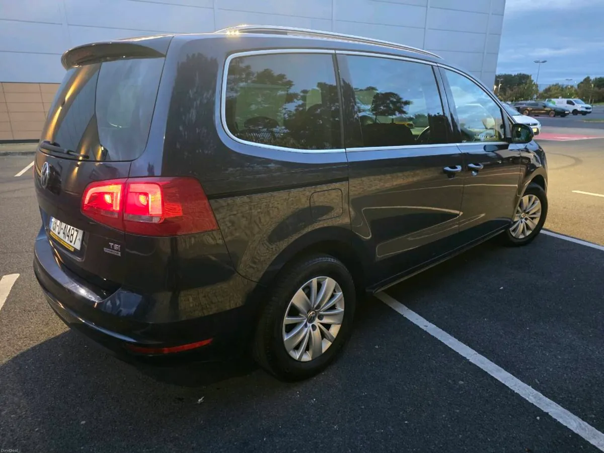 VOLKSWAGEN Sharan Automatic  7-Seater - Image 4