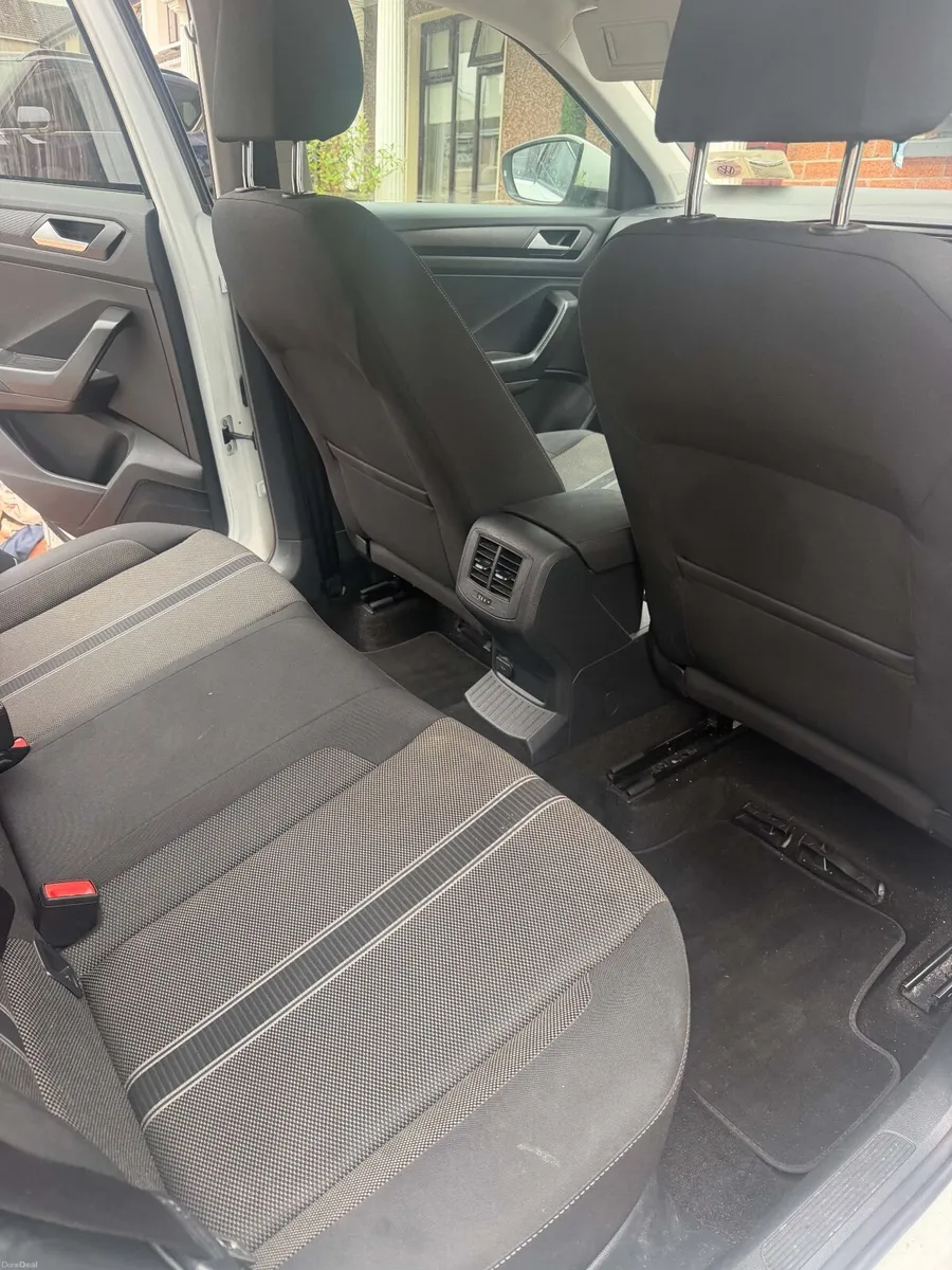 Volkswagen T-Roc 2019 - Image 6