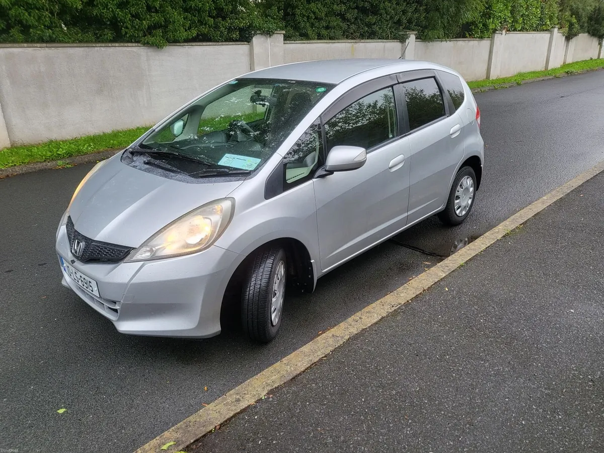 Honda Fit 2010 - Image 3