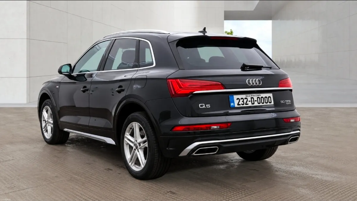 2023 Audi Q5 2.0 TFSie S-Line 50 PHEV Hybrid 295BH - Image 6