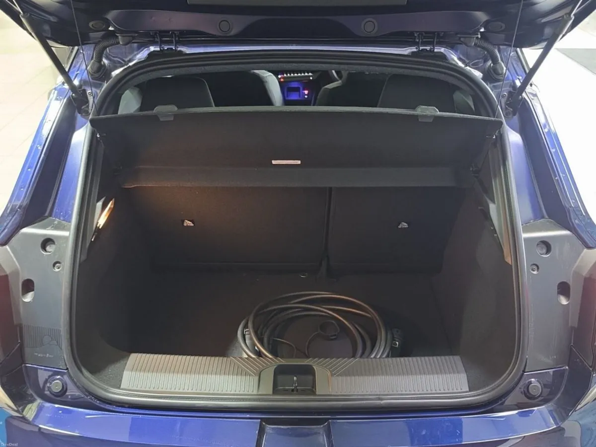 Nissan Micra 40kWH Advance *SHOWROOM CAR* - Image 5