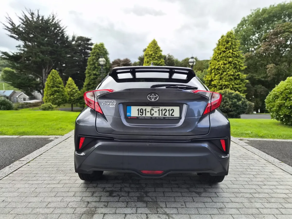 2019 Toyoya C-HR 1.2 T Sport // Petrol Manual - Image 5