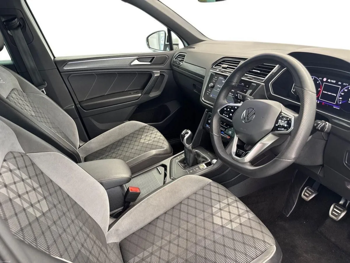 Volkswagen Tiguan 2.0TDI 150HP R-LINE *FLASH SALE* - Image 6