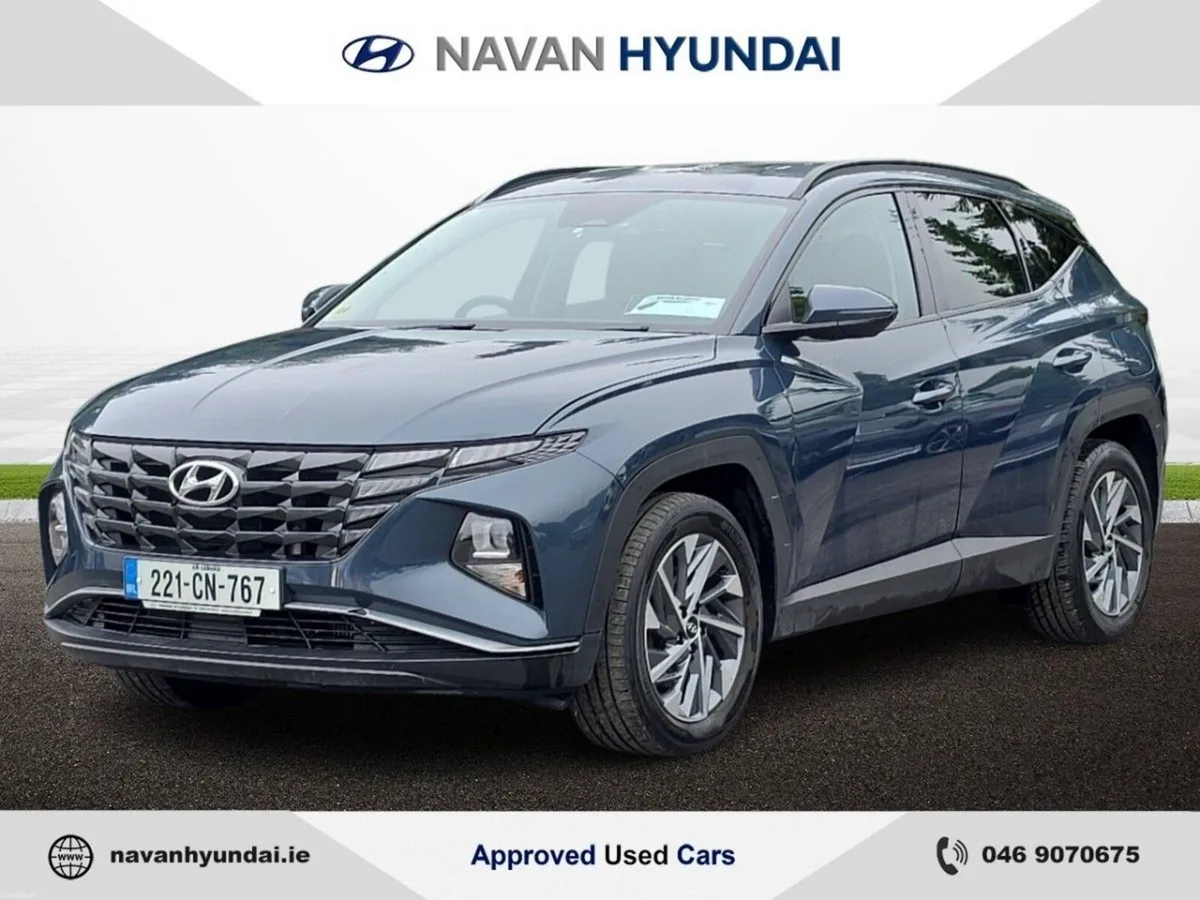 Hyundai Tucson 2WD Executive *4.9% APR!**COST-EFFE - Image 3