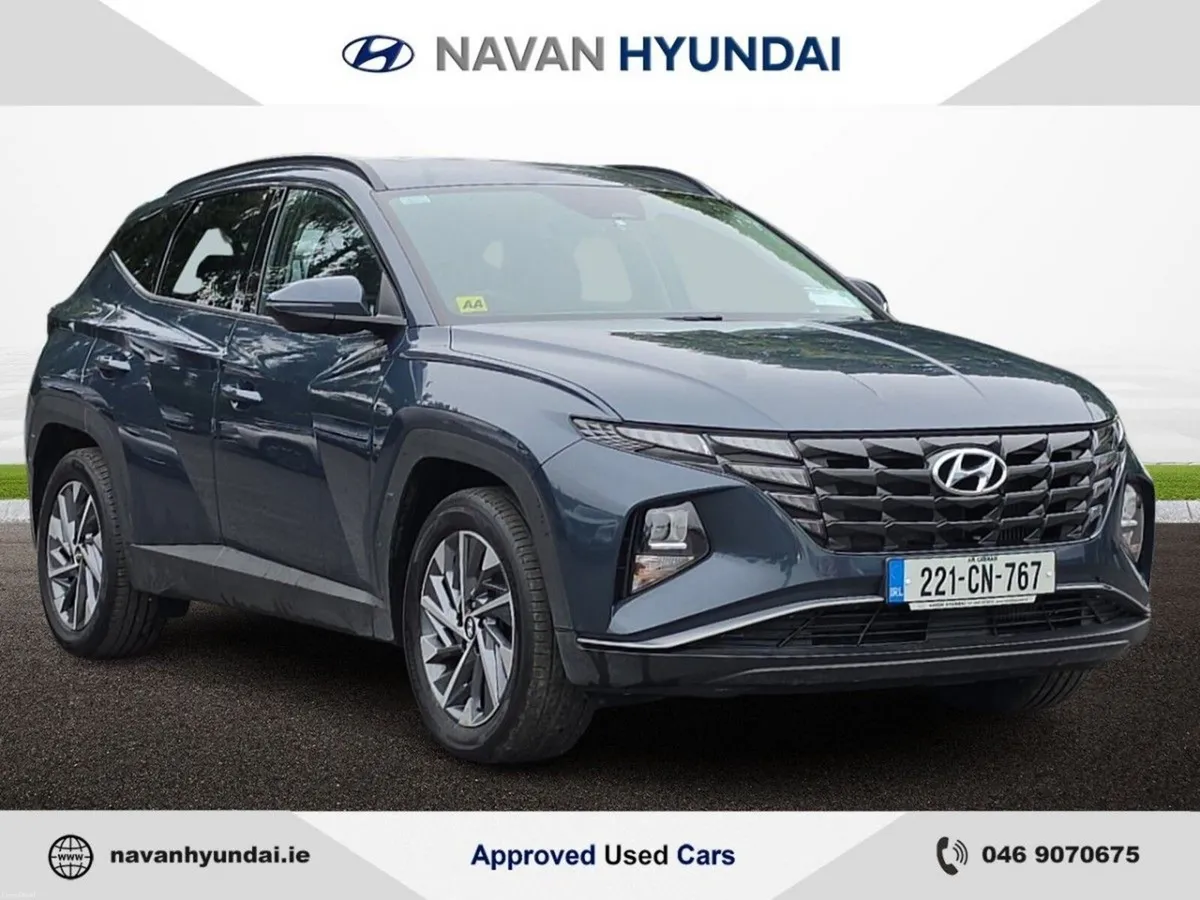 Hyundai Tucson 2WD Executive *4.9% APR!**COST-EFFE - Image 1