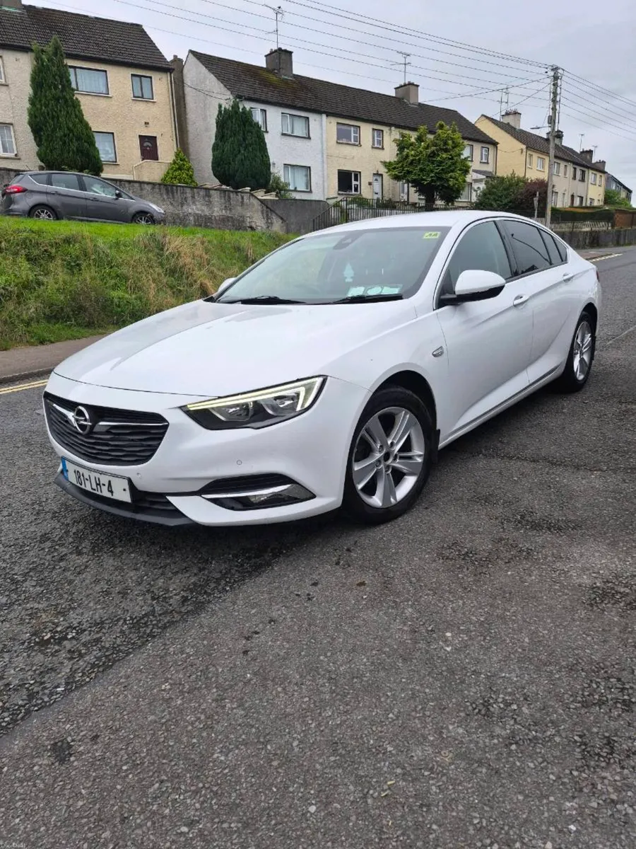 2018 opel insignia - Image 2