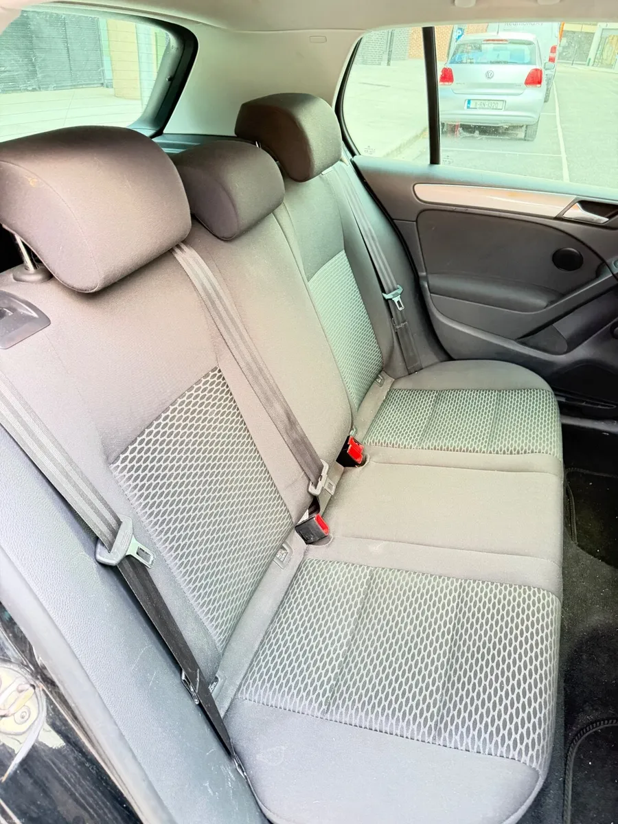 Volkswagen Golf TDI 1.6 2011 - Image 4