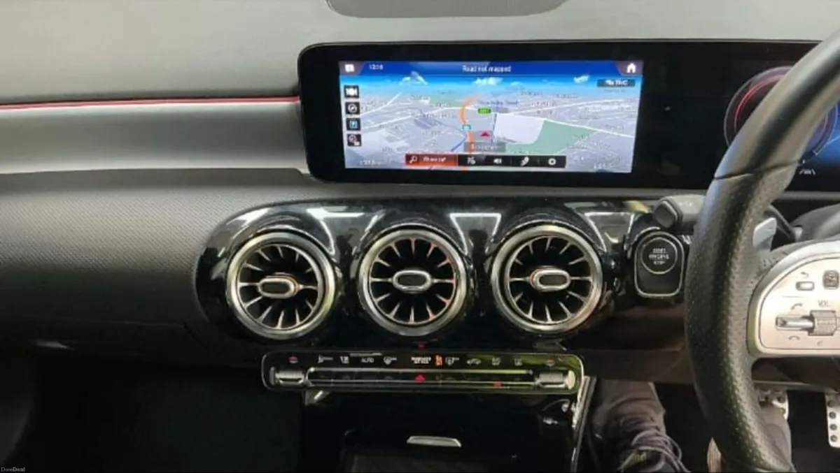 2020 MERCEDES A250 AMG LINE - Image 3