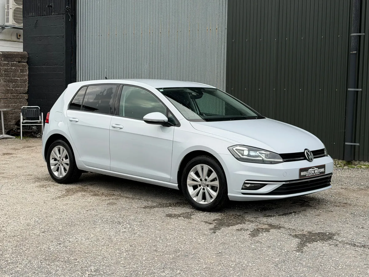 18 VW Golf 1.2 TSi automatic DSG paddle shift - Image 4