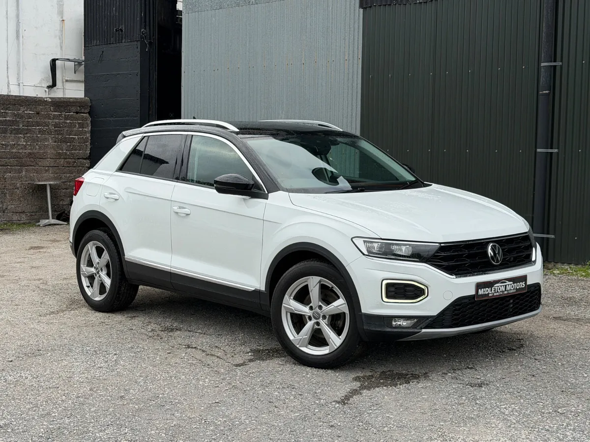 21 Volkswagen T Roc 2.0 TDI DSG automatic - Image 3