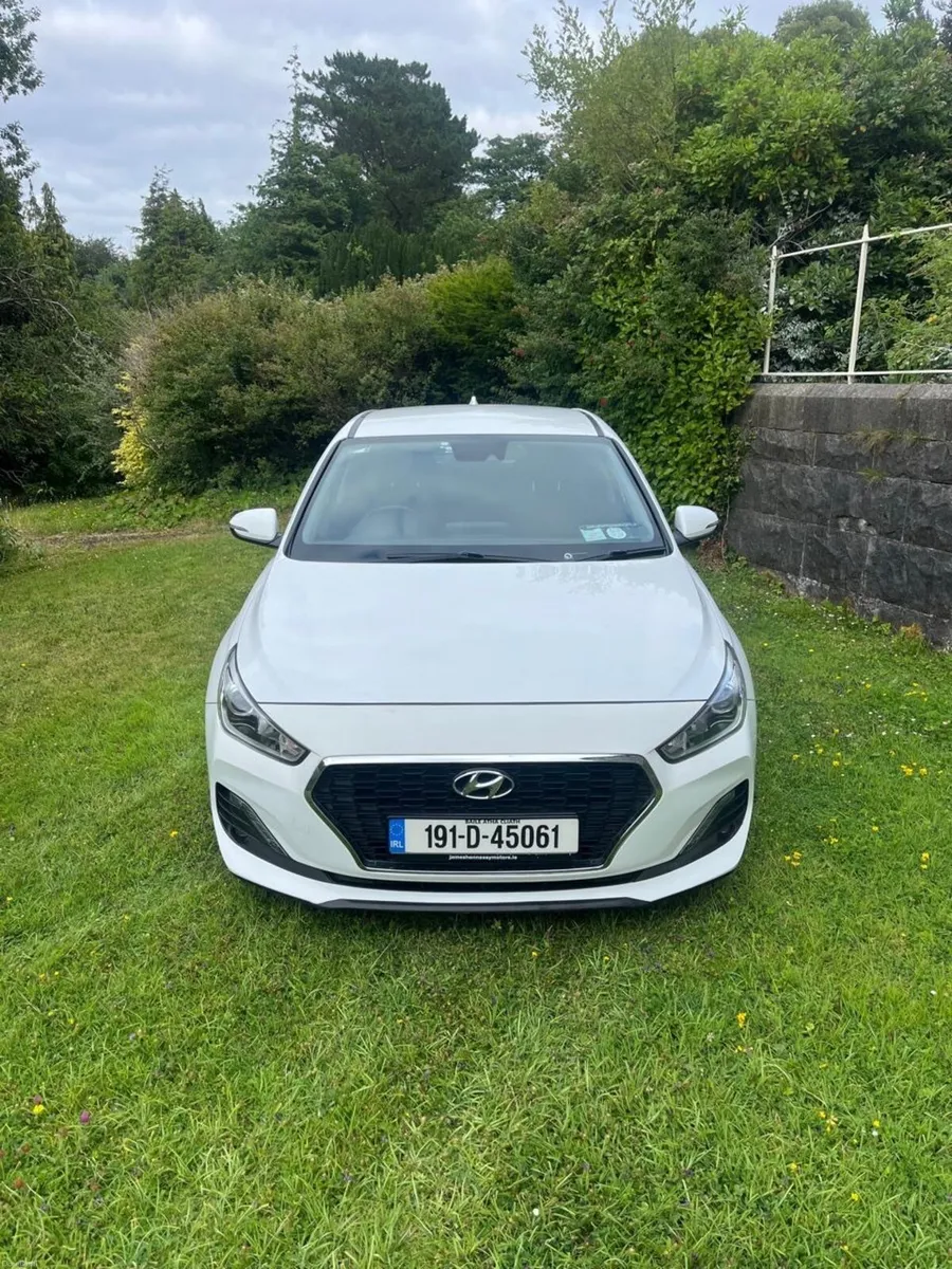 Hyundai i30 2019 automatic perfect condition - Image 4