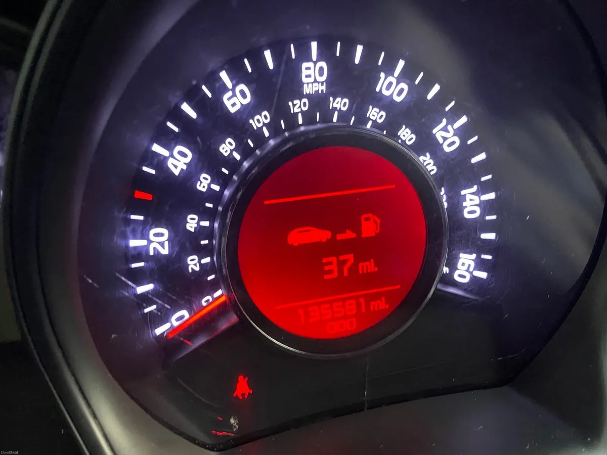 KIA CEED SPORT 🏏 SPECK IN MELIC PERIL BLACK BEA - Image 6