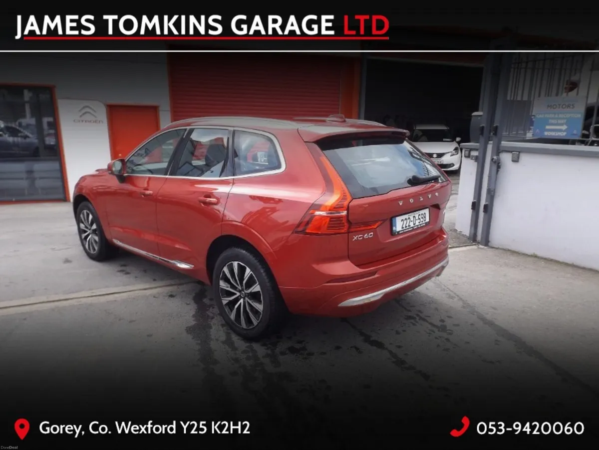 Volvo XC60 B4 PLUS BRIGHT 5DR AUTO - Image 3