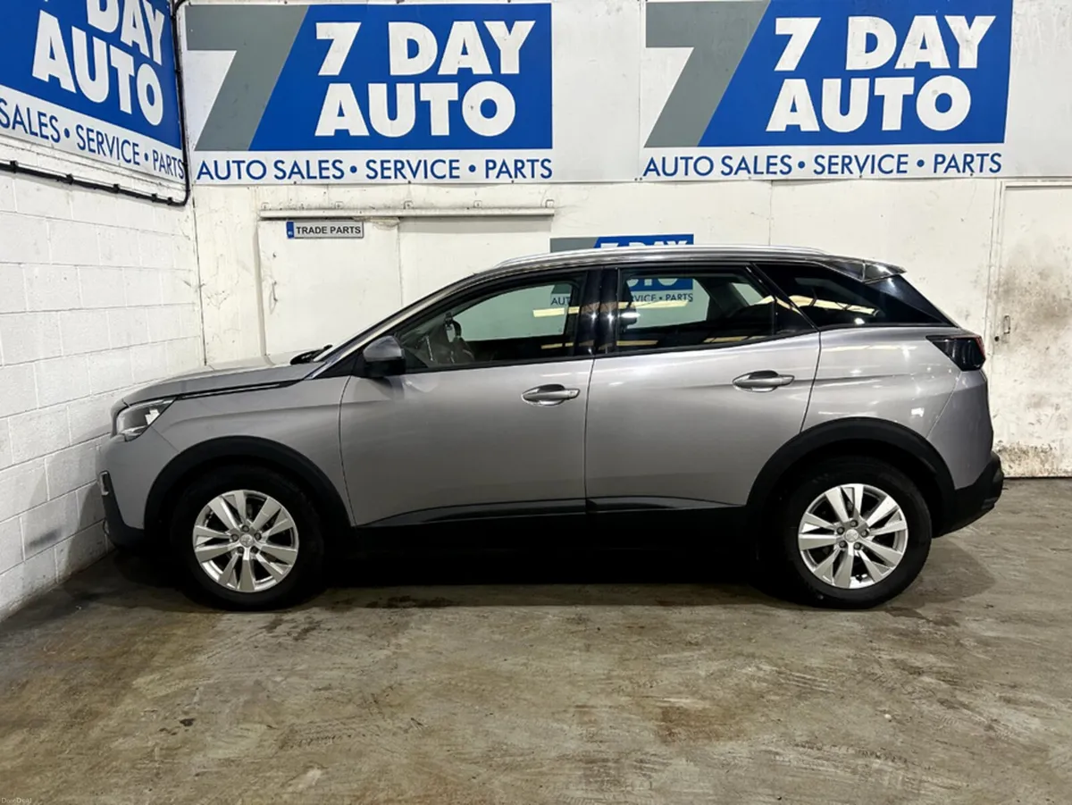 Peugeot 3008 1.2 ACTIVE 130 AUTO AUTOMATIC 4DR - Image 4