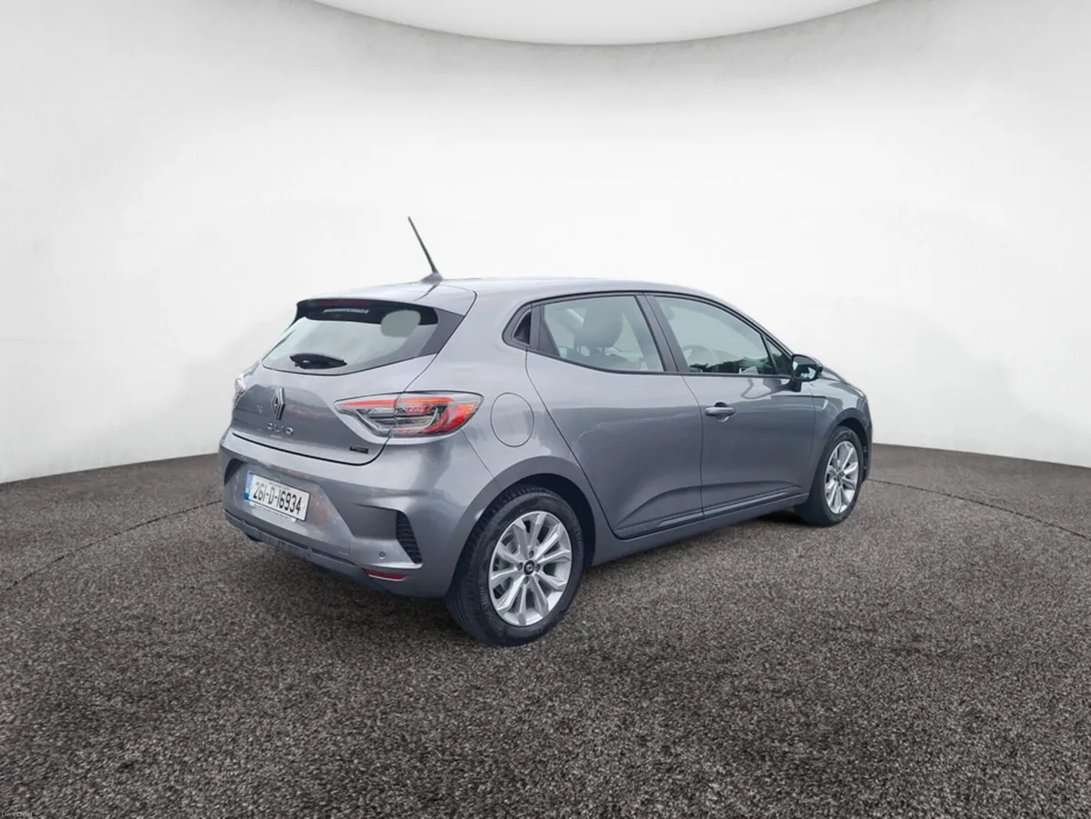 Renault Clio E-TECH HYBRID EVOLUTION 1 - Image 5