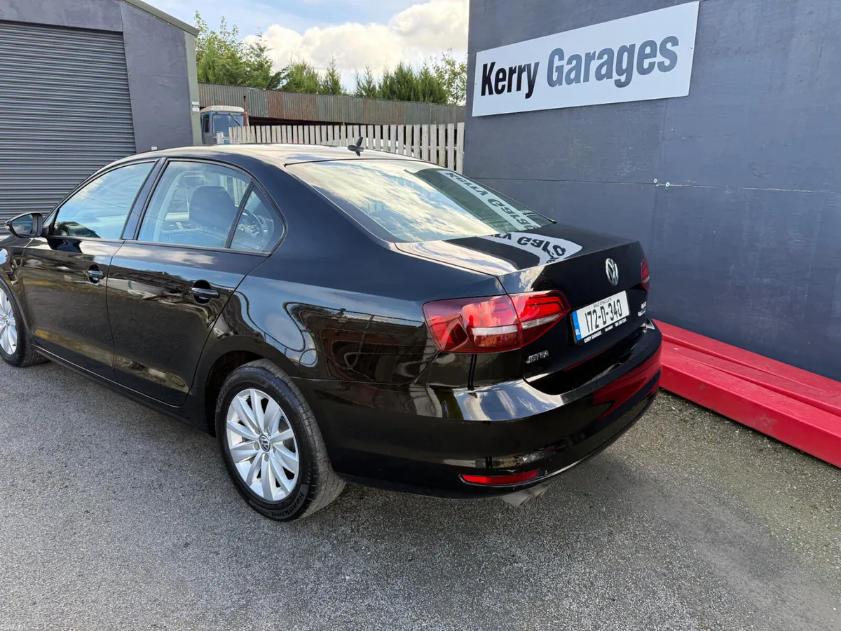 2017 Volkswagen Jetta 2.0 TDI - Image 3